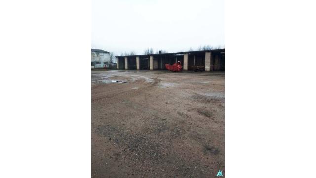 Комплекс имущества (мастерские арочного типа, склады) в аг.Глыбочка с учетом прочего имущества (Витебская обл., Ушачский р-н, аг.Глыбочка, ул. Центральная, 31В)