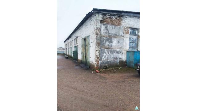 Комплекс имущества (мастерские арочного типа, склады) в аг.Глыбочка с учетом прочего имущества (Витебская обл., Ушачский р-н, аг.Глыбочка, ул. Центральная, 31В)