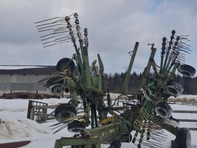 Грабли-валкообразователь ГВБ-6,2, инв. №112 (Витебская обл., Миорский р-н, Заутьевский с/с, аг.Папшули)