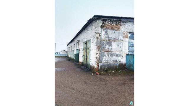 Комплекс имущества (мастерские арочного типа, склады) в аг.Глыбочка с учетом прочего имущества (Витебская обл., Ушачский р-н, аг.Глыбочка, ул. Центральная, 31В)