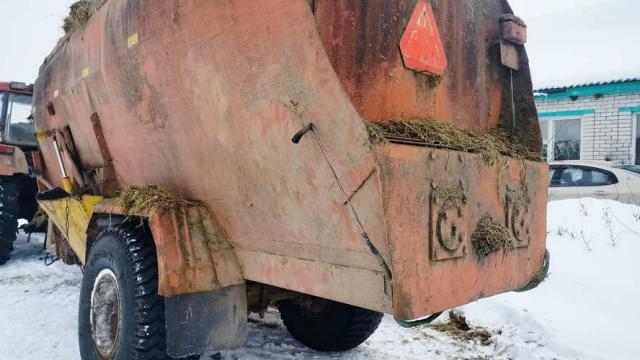 Раздатчик-смеситель кормов РСК-12, инв. №804 (Витебская обл., Миорский р-н, Повятский с/с, д.Паташня, ул. Молодёжная, 13)