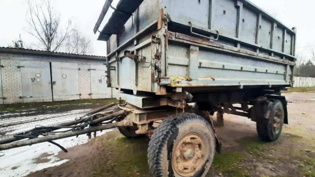 Прицеп самосвальный МАЗ 857100, 2006 г.в., рег. знак 6041 АА-2, инв. №0020 (Витебская обл., Браславский р-н, аг.Друя, ул. Браславская, 62)