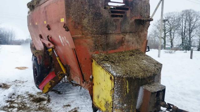 Раздатчик-смеситель кормов РСК-12, инв. №804 (Витебская обл., Миорский р-н, Повятский с/с, д.Паташня, ул. Молодёжная, 13)