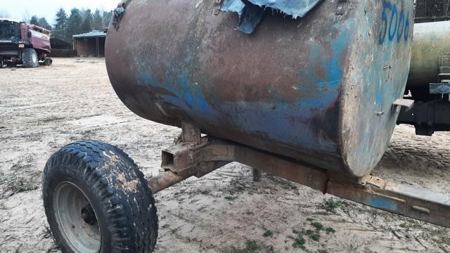 Бочка на колесах 3 куб.м., инв. №5006 (Витебская обл., Браславский р-н, аг.Друя, ул. Браславская, 62)