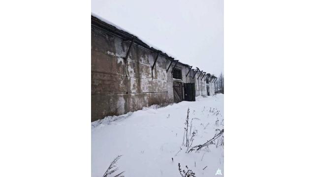 Комплекс 2 складов общей пл. 1916,5 кв.м. (Витебская обл., Глубокский р-н, Озерецкий с/с, д.Станули, ул. Мира, 34В и 34/2)