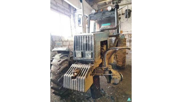 Трактор МТЗ-1221В.2, 2009 г.в., рег. знак 22-89 ВК-2, инв. №860 (Витебская обл., Миорский р-н, Повятский с/с, д.Паташня, ул. Молодёжная, 13)