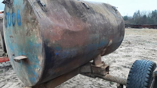 Бочка на колесах 3 куб.м., инв. №5006 (Витебская обл., Браславский р-н, аг.Друя, ул. Браславская, 62)