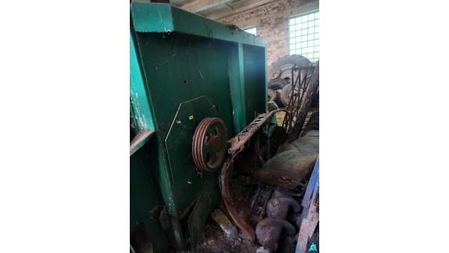 Измельчитель-раздатчик соломы ИРС-180, инв. №5020 (Витебская обл., Миорский р-н, Повятский с/с, д.Паташня, ул. Молодёжная, 13)