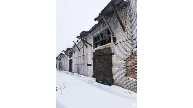 Комплекс 2 складов общей пл. 1916,5 кв.м. (Витебская обл., Глубокский р-н, Озерецкий с/с, д.Станули, ул. Мира, 34В и 34/2)