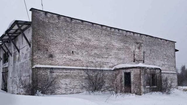 Комплекс 2 складов общей пл. 1916,5 кв.м. (Витебская обл., Глубокский р-н, Озерецкий с/с, д.Станули, ул. Мира, 34В и 34/2)