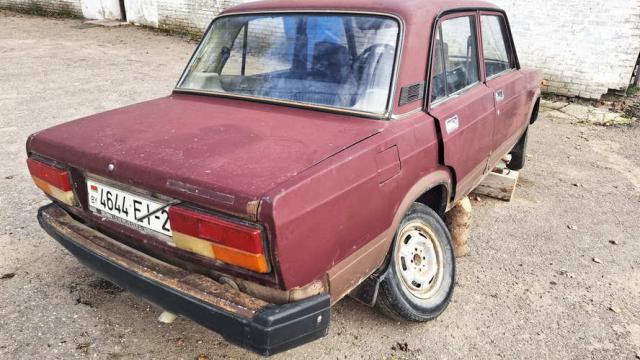 Автомобиль легковой ВАЗ-2107 (без постановки на учет), инв. №011209 (Витебская обл., Глубокский р-н, д.Озерцы, ул. Советская, 25)