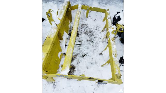 Захват для силоса, инв. №305 (Витебская обл., Миорский р-н, Повятский с/с, д.Паташня, ул. Молодёжная, 13)