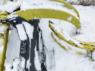 Захват для штабелера, инв. №303 (Витебская обл., Миорский р-н, Повятский с/с, д.Паташня, ул. Молодёжная, 13)