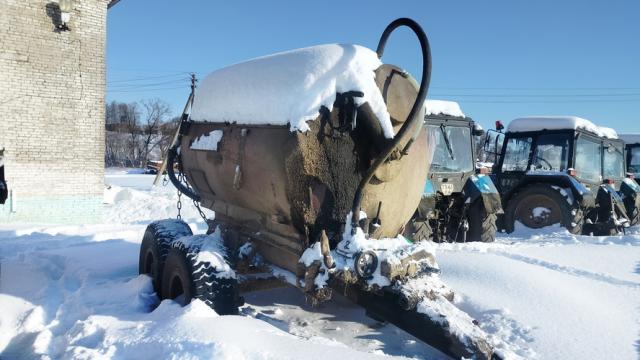 Бочка на колесах 5 куб.м., инв. №703 (Витебская обл., Миорский р-н, Повятский с/с, д.Паташня, ул. Молодёжная, 13)