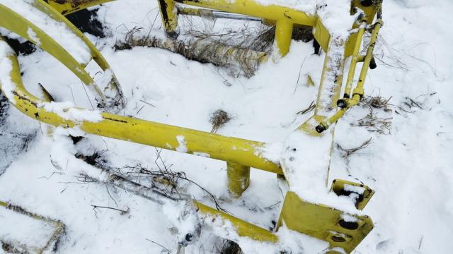 Оборудование погрузочное фронтальное ПМС-0,8, инв. №302 (Витебская обл., Миорский р-н, Повятский с/с, д.Паташня, ул. Молодёжная, 13)