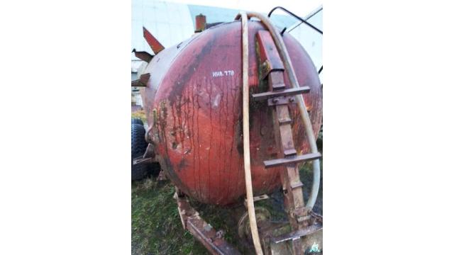 Бочка для возки воды 10 т (Витебская обл., Ушачский р-н, аг.Глыбочка, ул. Центральная, 31В)