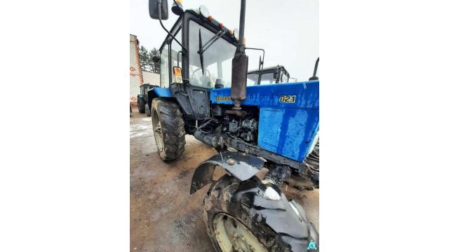 Трактор Беларус-82.1, 2009 г.в., рег. знак 0500 ВВ-2, инв. №941 (Витебская обл., Браславский р-н, аг.Друя, ул. Браславская, 62)