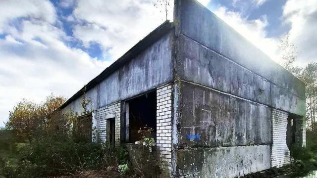 Капитальное строение с инв. №220/C-26757, здание пл. 353,8 кв.м. (Витебская обл., Глубокский р-н, Плисский с/с, 62/3, вблизи аг.Гатовщина)