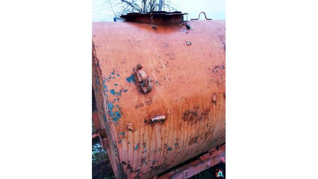 Бочка для возки воды 3 т №1 (Витебская обл., Ушачский р-н, аг.Глыбочка, ул. Центральная, 31В)