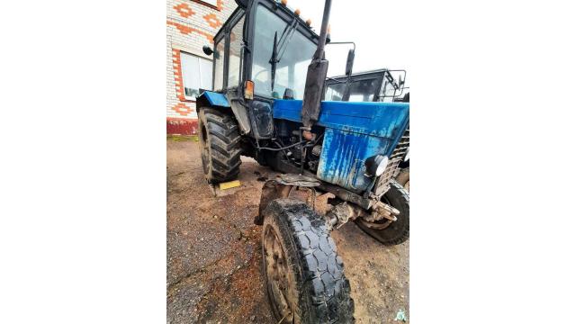 Трактор Беларус-82.1, 2000 г.в., рег. знак 7065 ВВ-2, инв. №1392 (Витебская обл., Браславский р-н, аг.Друя, ул. Браславская, 62)