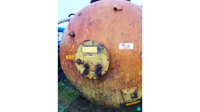 Бочка для возки воды 5 т №3 (Витебская обл., Ушачский р-н, аг.Глыбочка, ул. Центральная, 31В)