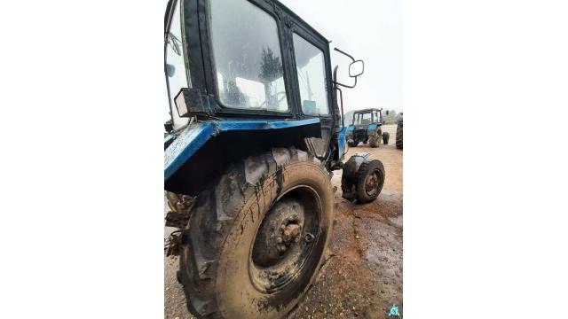 Трактор Беларус-82.1, 2000 г.в., рег. знак 7065 ВВ-2, инв. №1392 (Витебская обл., Браславский р-н, аг.Друя, ул. Браславская, 62)