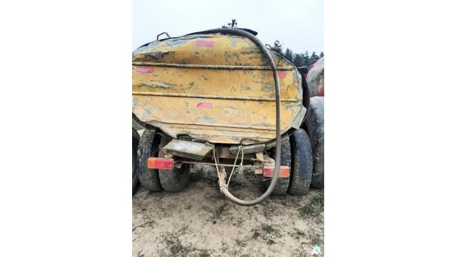 Бочка на колесах 2 куб.м., инв. №5001 (Витебская обл., Браславский р-н, аг.Друя, ул. Браславская, 62)