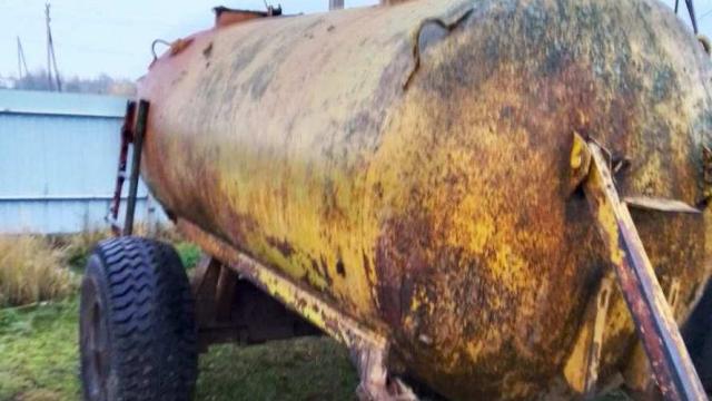 Бочка для возки воды 5 т №3 (Витебская обл., Ушачский р-н, аг.Глыбочка, ул. Центральная, 31В)