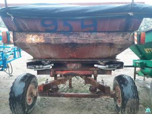 Разбрасыватель минеральных удобрений РДУ-3, 2010 г.в., инв. №954 (Витебская обл., Браславский р-н, аг.Друя, ул. Браславская, 62)