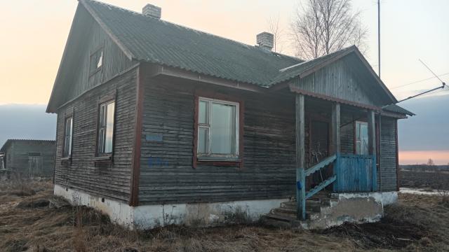 Капитальное строение с инв. №254/С-9383, жилой дом пл. 70,0 кв.м. (Витебская обл., Миорский р-н, Повятский с/с, д.Паташня, ул. Солнечная, 11)