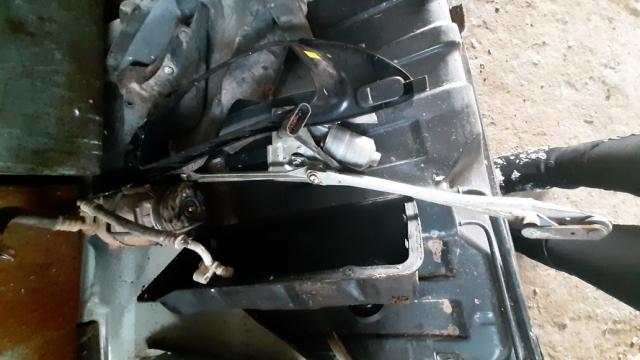 Набор запасных частей к автомобилю Нива Шевроле (Витебская обл., Браславский р-н, аг.Друя, ул. Браславская, 62)