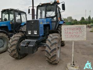 Трактор Беларус-1221, 2009 г.в., инв. №415 (Докшицкий р-н, аг. Замосточье, ул. Механизаторская, 3)