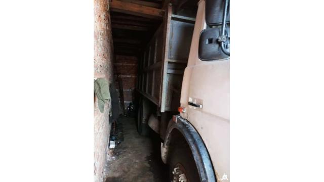 Автомобиль грузовой самосвал МАЗ 555142, 2006 г.в., рег. знак АА 4568-2, инв. №0019 (Витебская обл., Браславский р-н, аг.Друя, ул. Браславская, 62)