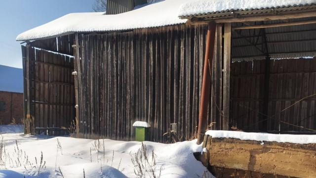 Навес, инв. №5000 (Витебская обл., Миорский р-н, Повятский с/с, д.Паташня, ул. Молодёжная, 13)