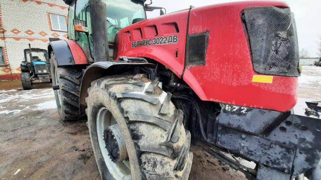 Трактор Беларус-3022 ДВ, 2007 г.в., рег. знак 5009 ВК-2, инв. №872 (Витебская обл., Браславский р-н, аг.Друя, ул. Браславская, 62)
