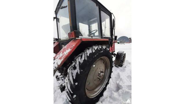 Трактор Беларус-820, 2013 г.в., рег. знак 7057 ВВ-2, инв. №1385 (Витебская обл., Браславский р-н, аг.Друя, ул. Браславская, 62)