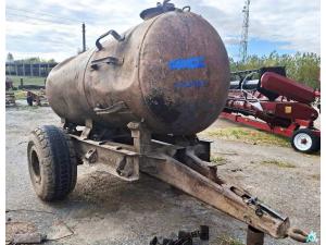 Разбрасыватель ЗЖВ-3,2, 1991 г.в., инв. №010495 (Витебская обл., Глубокский р-н, д.Озерцы, ул. Советская, 25)