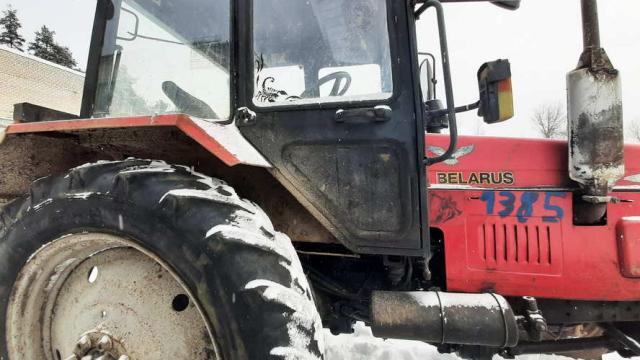 Трактор Беларус-820, 2013 г.в., рег. знак 7057 ВВ-2, инв. №1385 (Витебская обл., Браславский р-н, аг.Друя, ул. Браславская, 62)