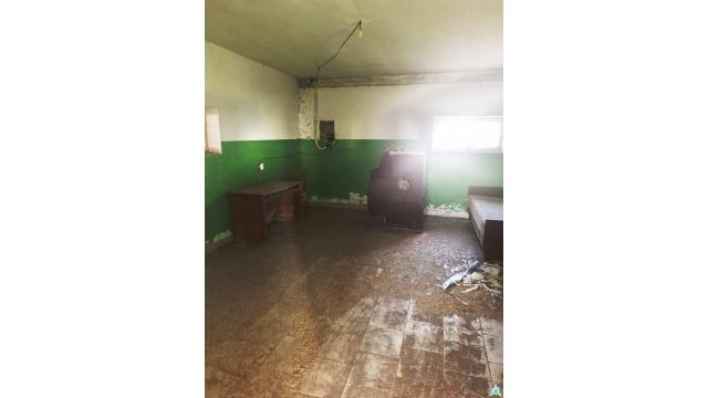 Капитальное строение с инв. №220/C-27299, склад пл. 508,5 кв.м. (Витебская обл., Глубокский р-н, Озерецкий с/с, д.Залесье, ул. Парковая, 16)