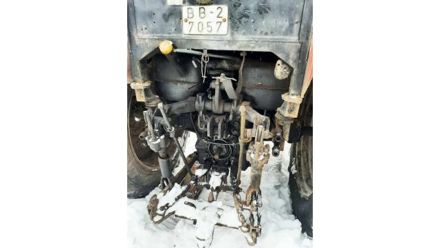 Трактор Беларус-820, 2013 г.в., рег. знак 7057 ВВ-2, инв. №1385 (Витебская обл., Браславский р-н, аг.Друя, ул. Браславская, 62)