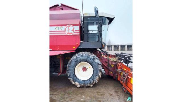 Комбайн зерноуборочный самоходный КЗС-1218*10 «Полесье GS12», 2010 г.в., рег. знак BK-2 8190, инв. №974 (Витебская обл., Ушачский р-н, аг.Глыбочка, ул. Центральная, 31В)