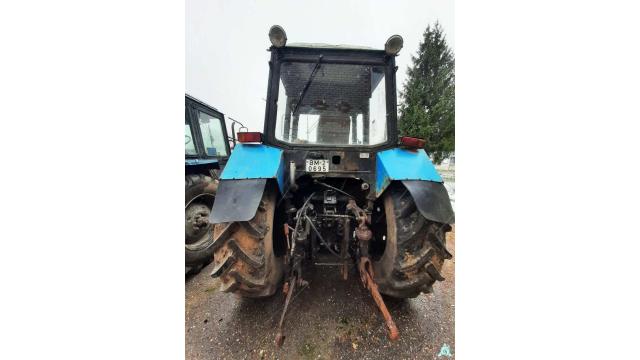 Трактор Беларус-1221 В.2, 2014 г.в., рег. знак 0695 ВМ-2, инв. №25 (Витебская обл., Браславский р-н, аг.Друя, ул. Браславская, 62)