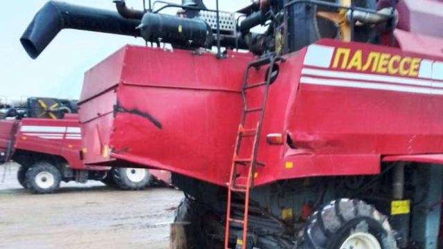 Комбайн зерноуборочный самоходный КЗС-1218*10 «Полесье GS12», 2010 г.в., рег. знак BK-2 8190, инв. №974 (Витебская обл., Ушачский р-н, аг.Глыбочка, ул. Центральная, 31В)