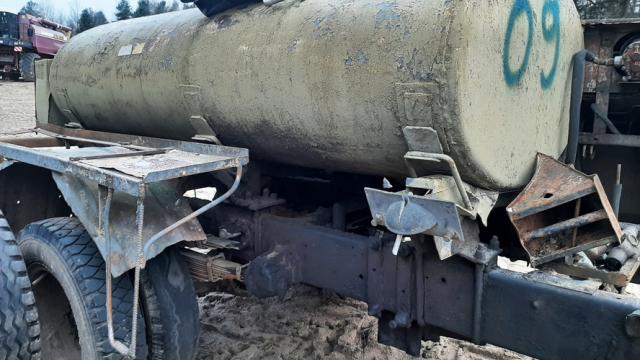 Бочка (бензовоз) на колесах 3 куб.м., инв. №09 (Витебская обл., Браславский р-н, аг.Друя, ул. Браславская, 62)