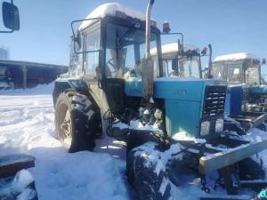 Трактор Беларус 82.1, 2009 г.в., рег. знак 12-51 ВВ-2, инв. №885 (Витебская обл., Миорский р-н, Повятский с/с, д.Паташня, ул. Молодёжная, 13)