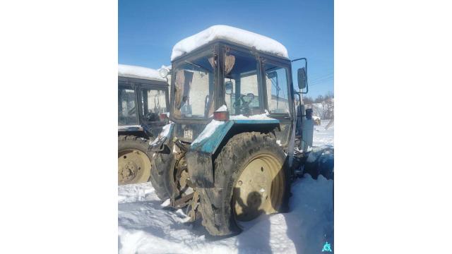 Трактор Беларус 82.1, 2009 г.в., рег. знак 12-51 ВВ-2, инв. №885 (Витебская обл., Миорский р-н, Повятский с/с, д.Паташня, ул. Молодёжная, 13)