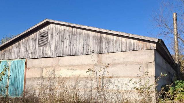 Капитальное строение с инв. №220/C-27299, склад пл. 508,5 кв.м. (Витебская обл., Глубокский р-н, Озерецкий с/с, д.Залесье, ул. Парковая, 16)