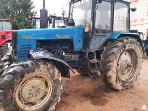 Трактор Беларус-1221, 2002 г.в., рег. знак 2368 ВА, инв. №307 (Витебская обл., Браславский р-н, аг.Друя, ул. Браславская, 62)