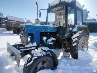 Трактор Беларус 82.1, 1993 г.в., рег. знак БЯ 0532, инв. №098 (Витебская обл., Миорский р-н, Повятский с/с, д.Паташня, ул. Молодёжная, 13)