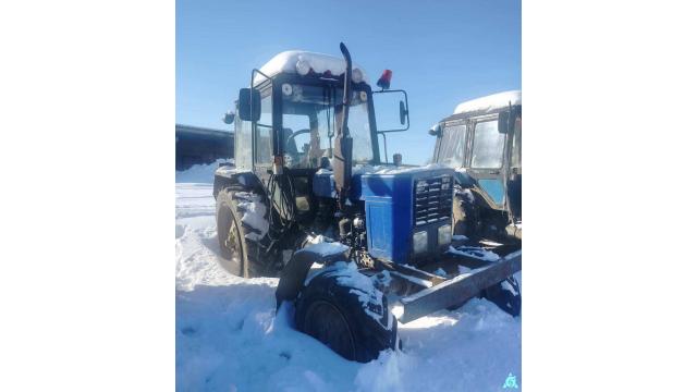 Трактор Беларус 82,1, 2009 г.в. рег. знак 12-52 ВВ-2,.инв. №886 (Витебская обл., Миорский р-н, Повятский с/с, д.Паташня, ул. Молодёжная, 13)